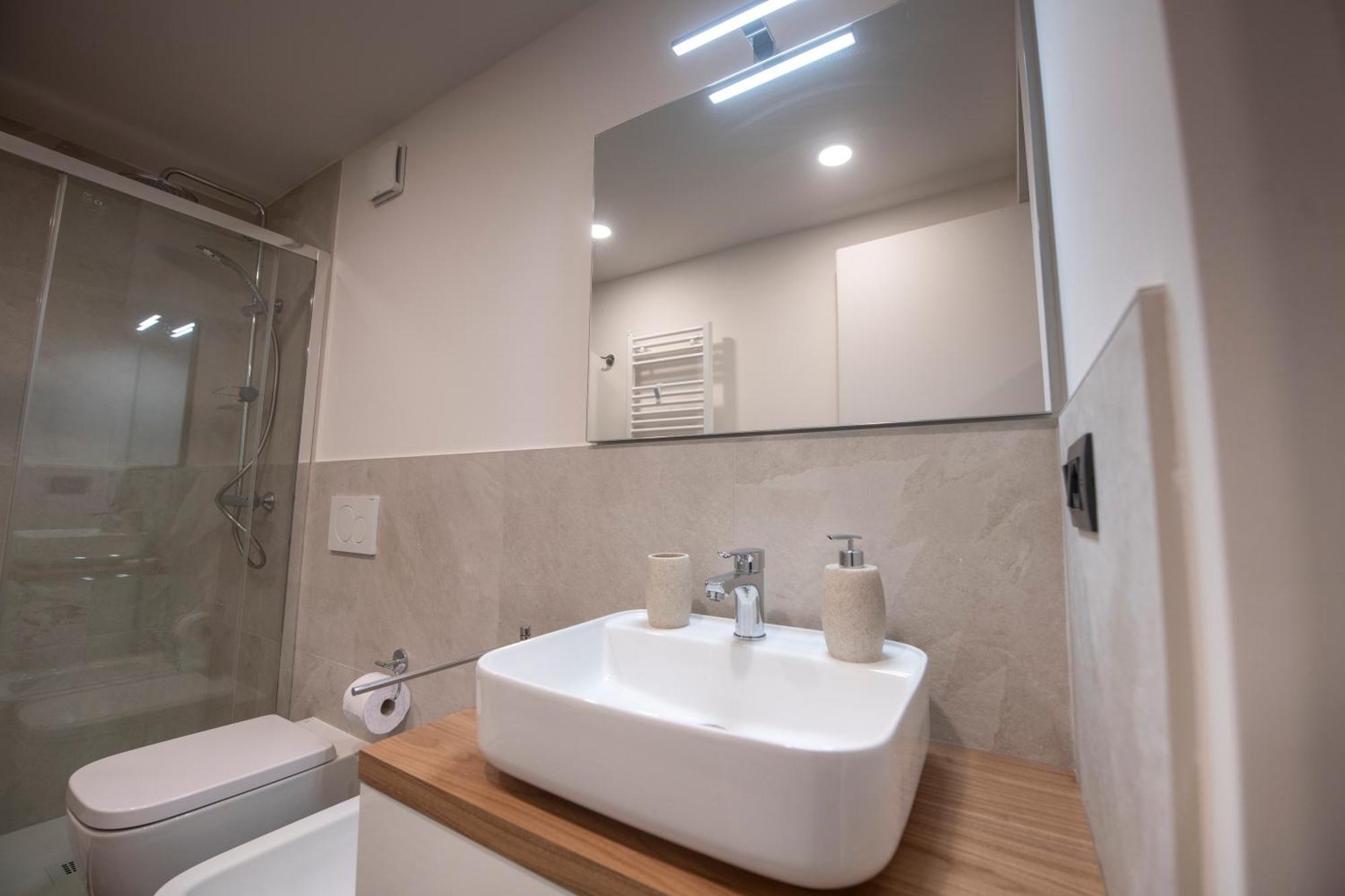 258 - The Loft In Largo Zecca - Luxury Nel Cuore Di Genova エクステリア 写真